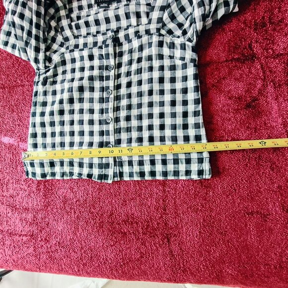 Beautiful and Stylish Sanctuary Top - Picture 11 of 15